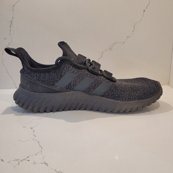 Adidas black kaptir core - Men's size 9 - Picture 2 of 9